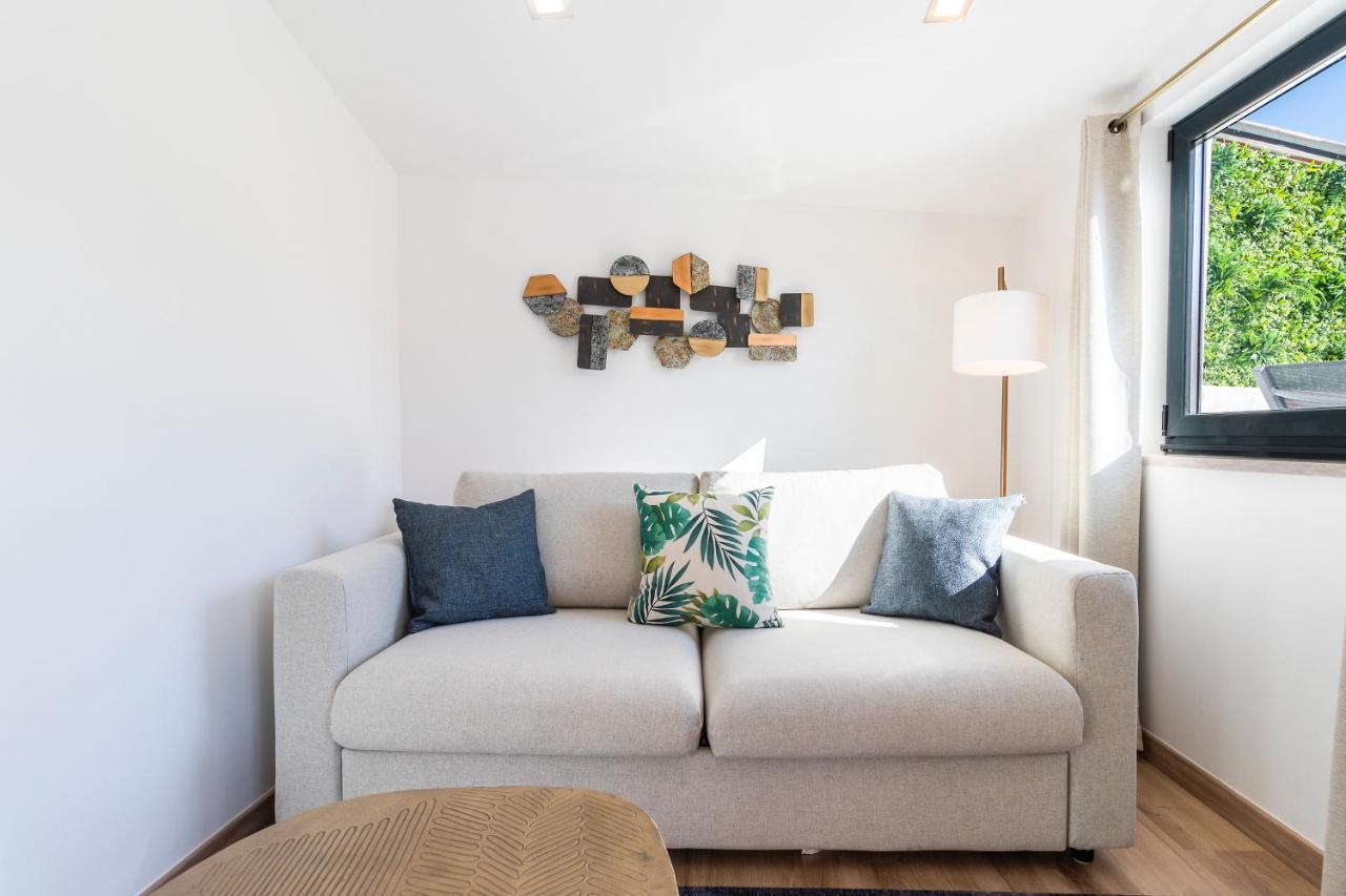 Perfect 1 Bed In Chiado With Terrace And Aircon * Lisboa